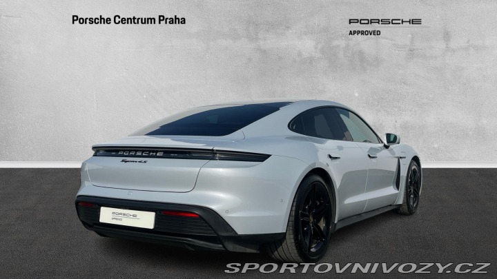 Porsche Taycan 4S 2024