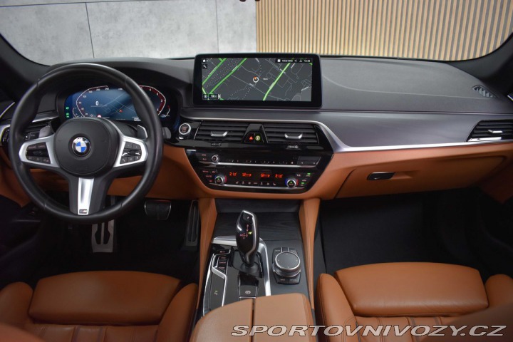 BMW 5 530d xD REZERVACE 2022