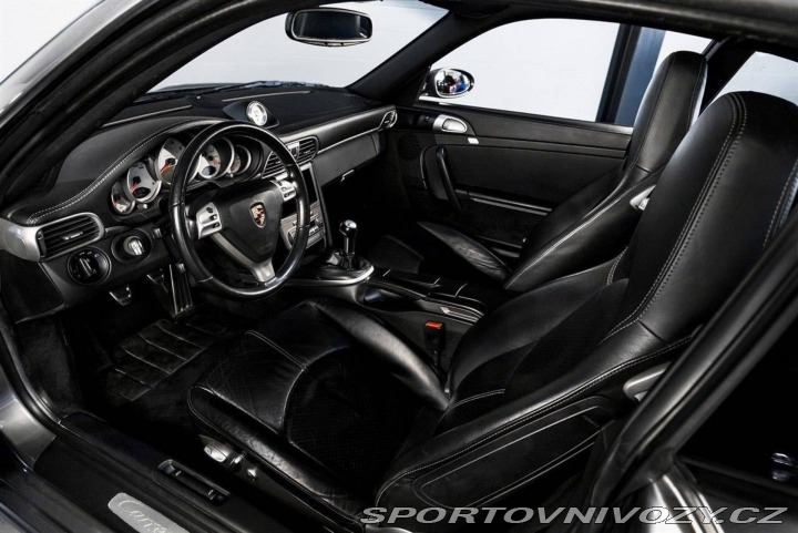 Porsche 911 Carrera S 2005