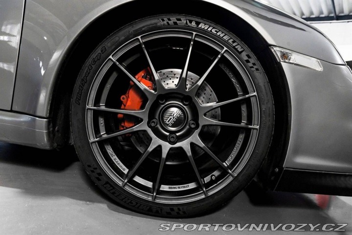 Porsche 911 Carrera S 2005