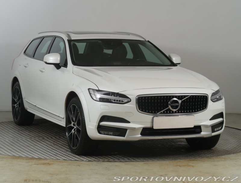 Volvo V90 Cross Country D5 2.0 AWD