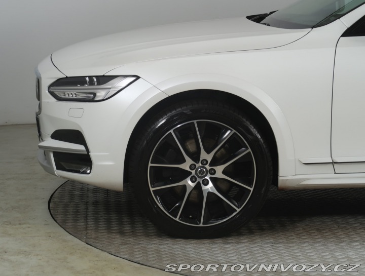 Volvo V90 Cross Country  D5 2.0 AWD 2019