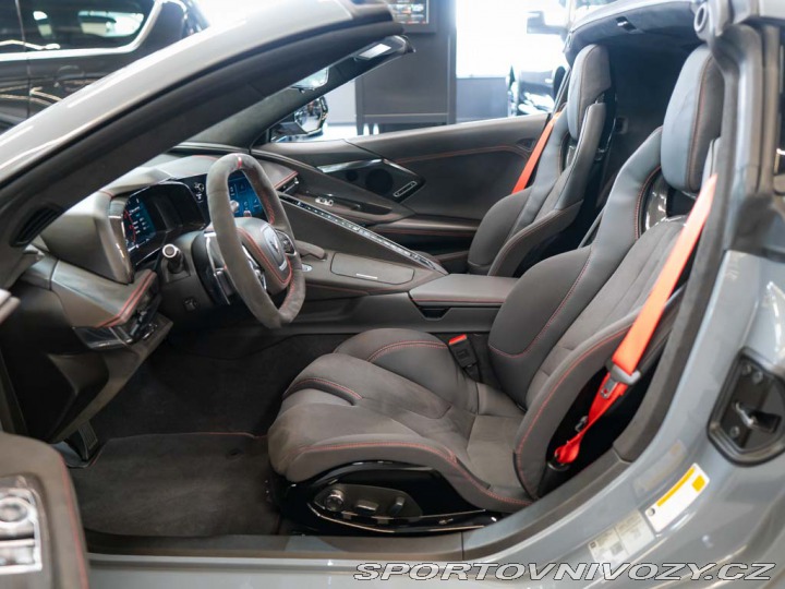 Chevrolet Corvette 6.2 Stingray C8 3LT Z51 C 2024