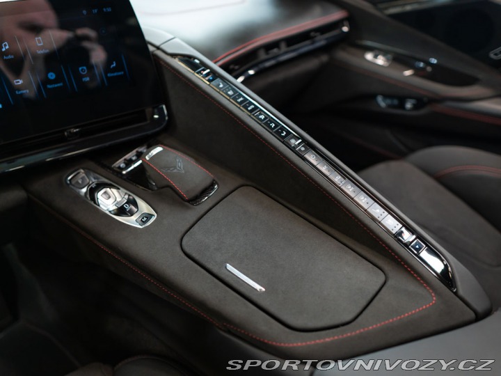 Chevrolet Corvette 6.2 Stingray C8 3LT Z51 C 2024