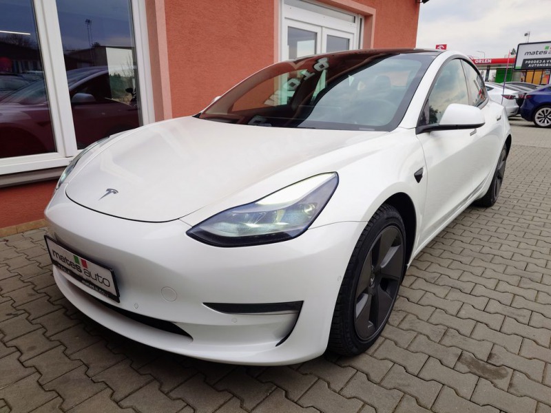 Tesla Model 3 Long Range Dual Motor 366