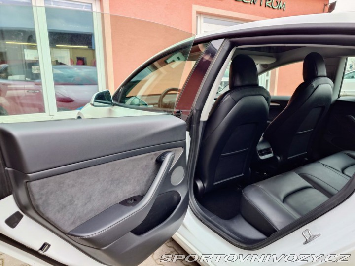 Tesla Model 3 Long Range Dual Motor 366 2021