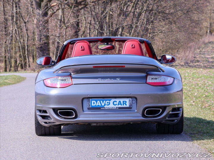 Porsche 911 3,8 TURBO S 2010