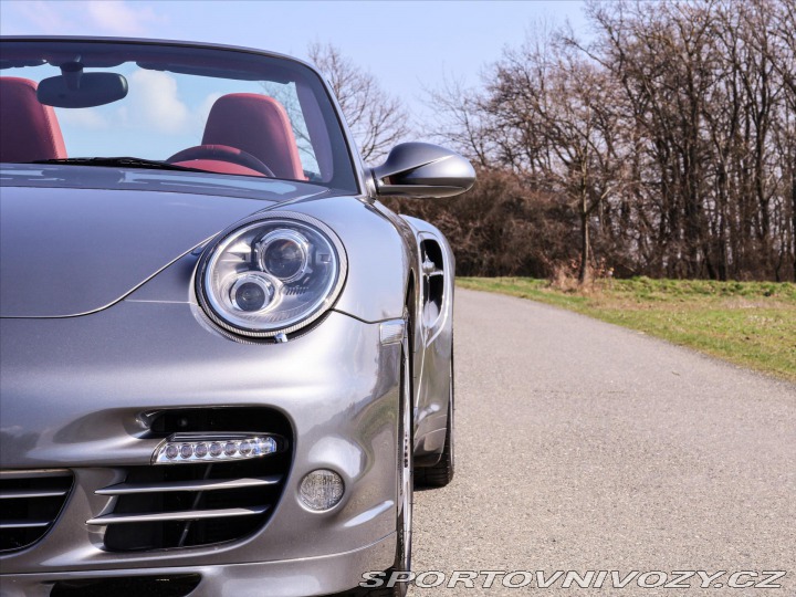 Porsche 911 3,8 TURBO S 2010