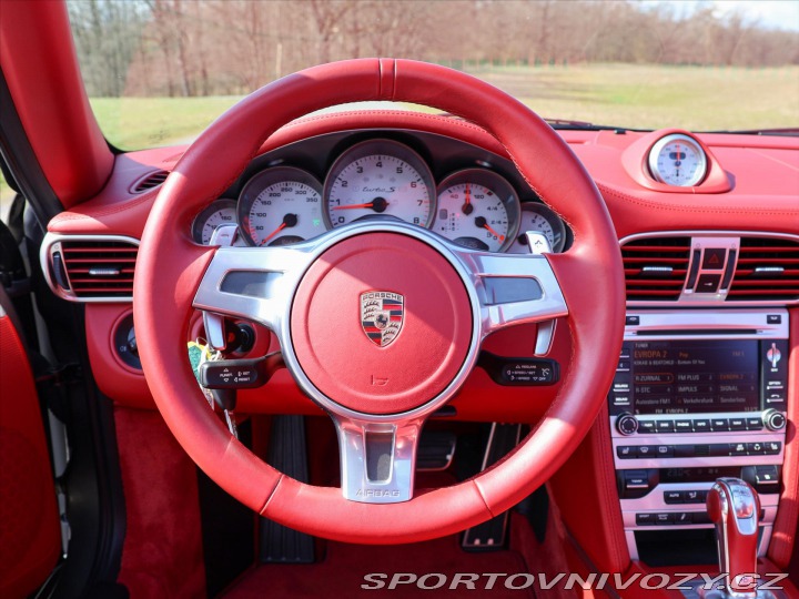 Porsche 911 3,8 TURBO S 2010