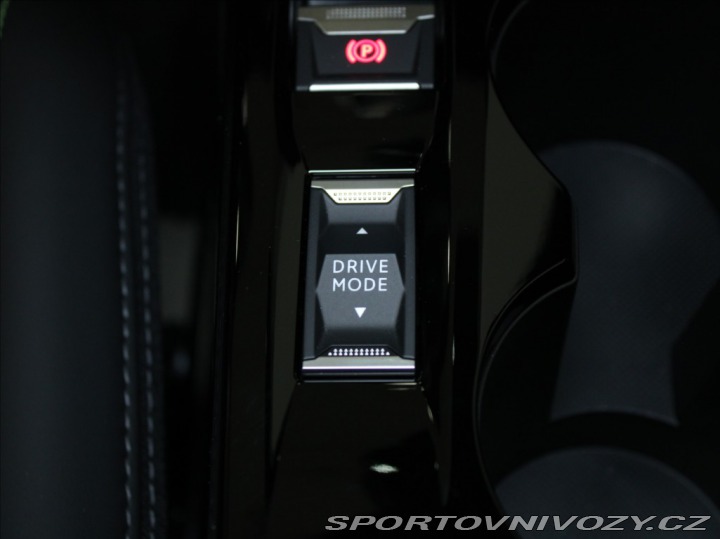 Peugeot Ostatní modely 2008 1,2 Hybrid GT Alcant.NOVÝ 2025