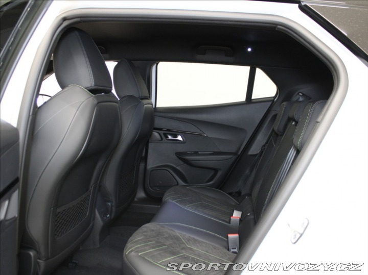 Peugeot Ostatní modely 2008 1,2 Hybrid GT Alcant.NOVÝ 2025