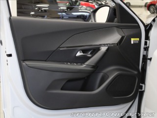 Peugeot Ostatní modely 2008 1,2 Hybrid GT Alcant.NOVÝ 2025