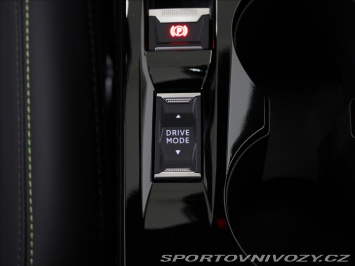 Peugeot Ostatní modely 2008 1,2 Hybrid GT Alcant.NOVÝ 2025