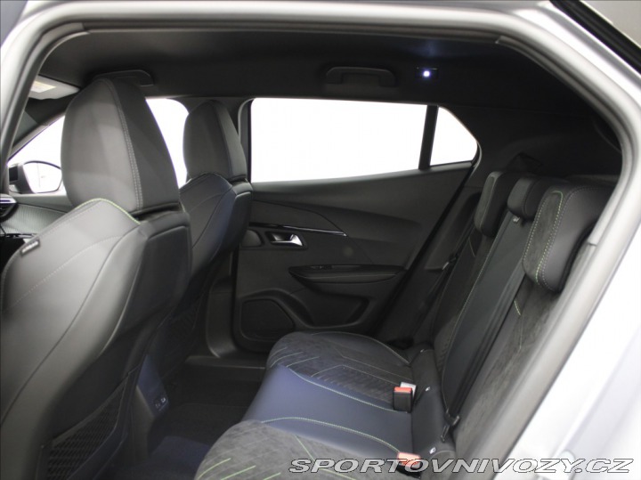 Peugeot Ostatní modely 2008 1,2 Hybrid GT Alcant.NOVÝ 2025
