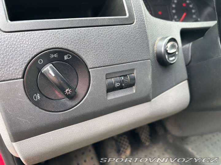 Volkswagen Ostatní modely Transporter 2,5 2005