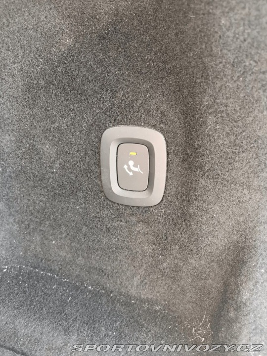 Volvo Ostatní modely XC60 2,0   D4 FWD 140 kW 2019 2019