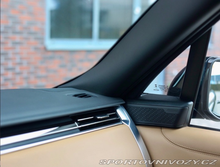 Ostatní značky Ostatní modely Land Rover Range Rover P550e AUTOBIOGRAPHY | Pa 2024