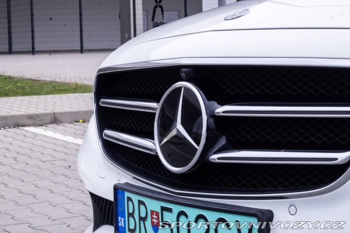 Mercedes-Benz E 300 de Plug-in hybrid A/ 2019