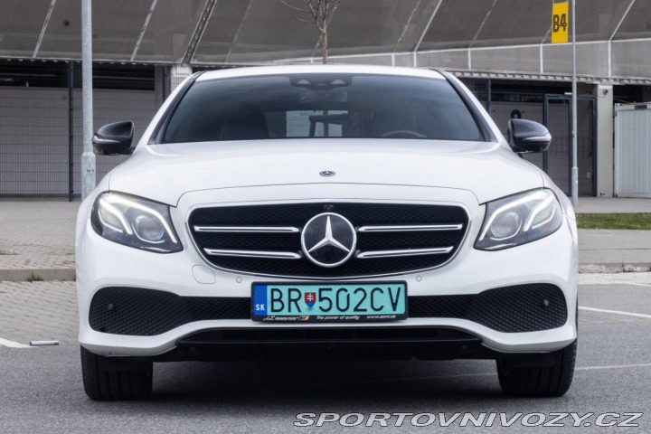 Mercedes-Benz E 300 de Plug-in hybrid A/ 2019