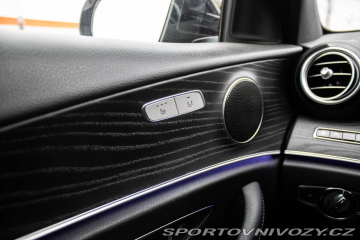 Mercedes-Benz E 300 de Plug-in hybrid A/ 2019