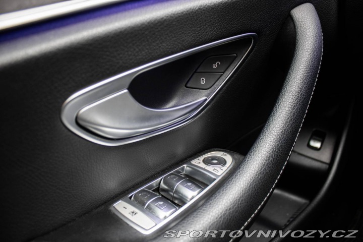 Mercedes-Benz E 300 de Plug-in hybrid A/ 2019