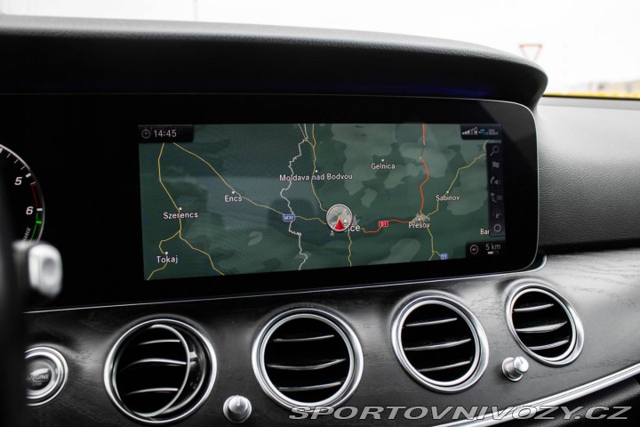 Mercedes-Benz E 300 de Plug-in hybrid A/ 2019