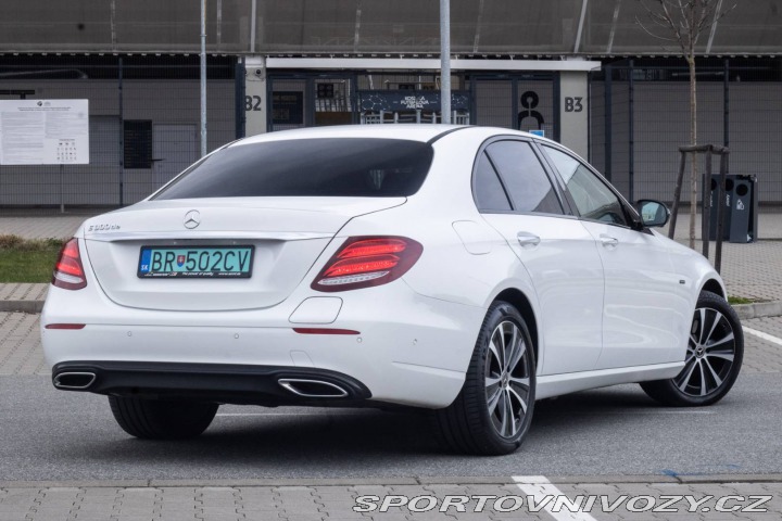 Mercedes-Benz E 300 de Plug-in hybrid A/ 2019