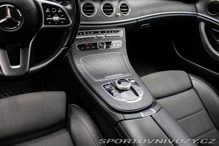 Mercedes-Benz E 300 de Plug-in hybrid A/ 2019