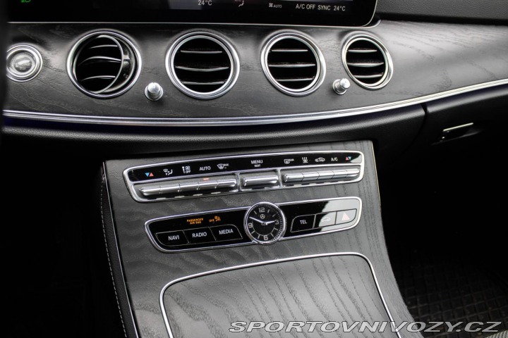 Mercedes-Benz E 300 de Plug-in hybrid A/ 2019