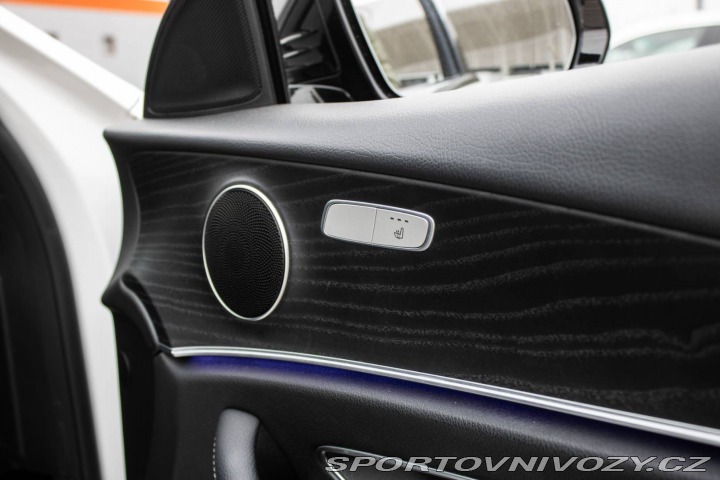 Mercedes-Benz E 300 de Plug-in hybrid A/ 2019