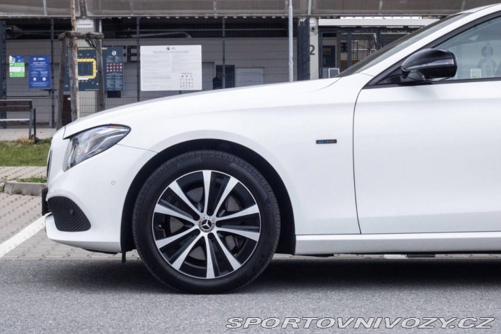 Mercedes-Benz E 300 de Plug-in hybrid A/ 2019