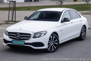 Mercedes-Benz E 300 de Plug-in hybrid A/ 2019