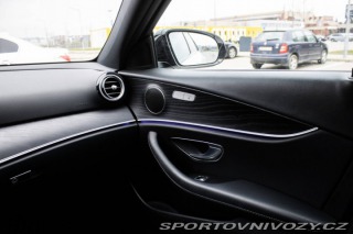 Mercedes-Benz E 300 de Plug-in hybrid A/ 2019