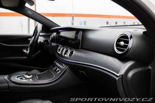 Mercedes-Benz E 300 de Plug-in hybrid A/ 2019