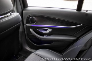 Mercedes-Benz E 300 de Plug-in hybrid A/ 2019