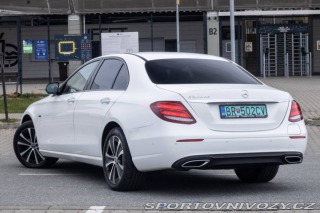 Mercedes-Benz E 300 de Plug-in hybrid A/ 2019