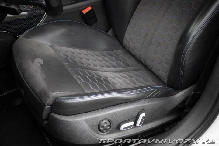 Audi RS6 Avant  quattro / AJ NA SP 2016