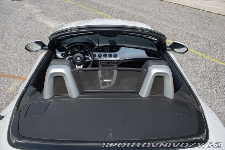BMW Z4 Cabrio sDrive 20i 135 kW 2012