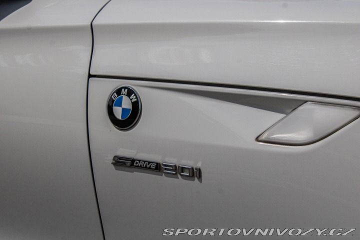 BMW Z4 Cabrio sDrive 20i 135 kW 2012