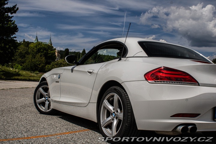 BMW Z4 Cabrio sDrive 20i 135 kW 2012