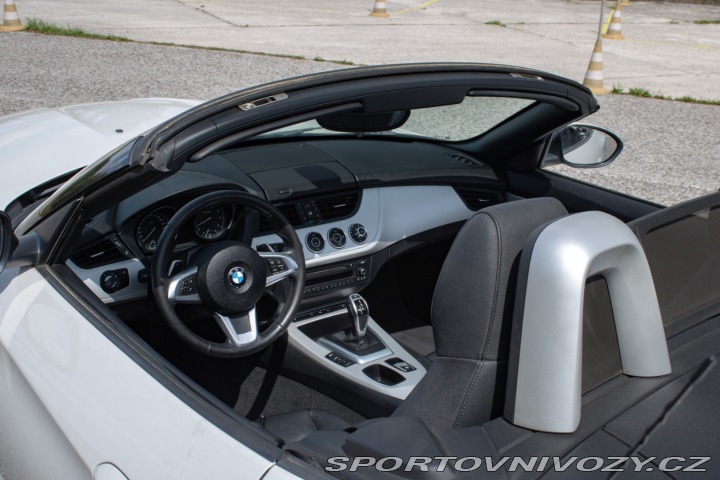 BMW Z4 Cabrio sDrive 20i 135 kW 2012