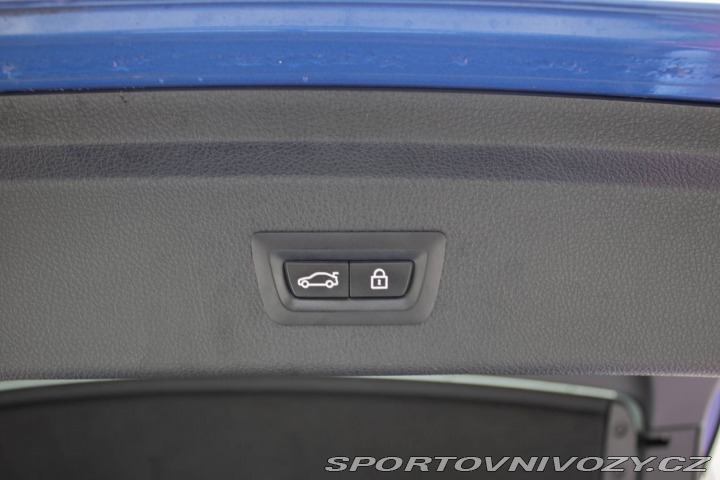 BMW 3 GT 3GT 330i xDrive ZÁRUK 2017