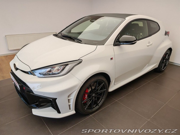 Toyota Yaris GR 1.6 turbo GR AT Dynami 2024