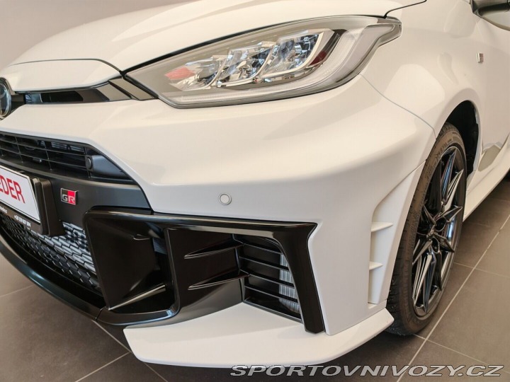 Toyota Yaris GR 1.6 turbo GR AT Dynami 2025