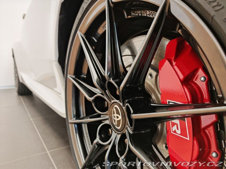 Toyota Yaris GR 1.6 turbo GR AT Dynami 2025