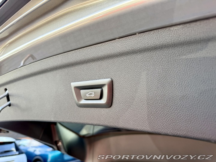 BMW iX 50 xDrive, ČR, El. Tažné, 2022