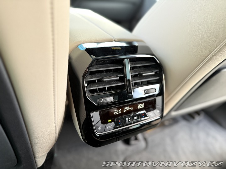 BMW iX 50 xDrive, ČR, El. Tažné, 2022