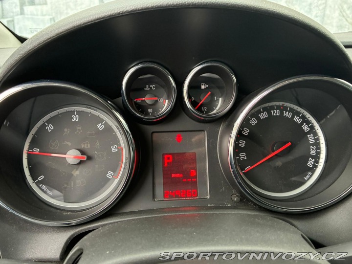 Opel Astra 2.0DCTi, 121KW, AUTOMAT 2013