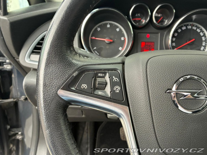 Opel Astra 2.0DCTi, 121KW 2013