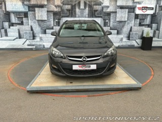 Opel Astra 2.0DCTi, 121KW 2013